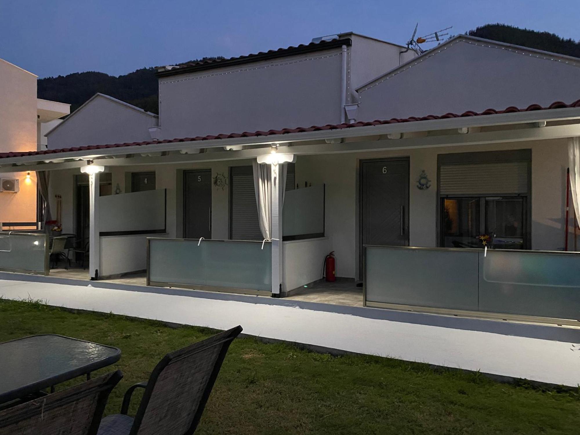 سكالا بوتامياس Harmony Studios & Apartments المظهر الخارجي الصورة
